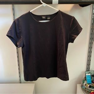 Women’s black shirt